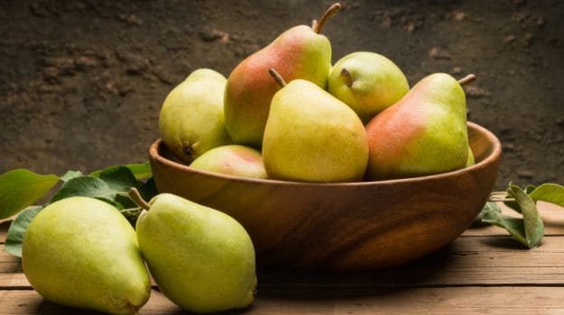5 Easily Available Fruit to Eat Daily for Weight Loss