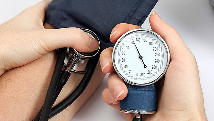 How to lower blood pressure naturally and quickly